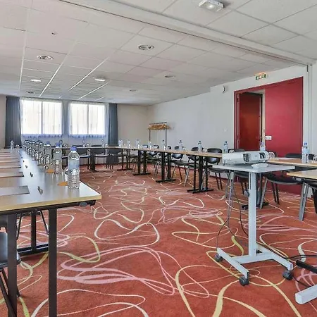 Hotel Brit Rennes St Gregoire - Le Villeneuve 3*